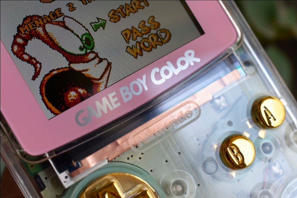 Retro Pixel IPS Q5 Game Boy Color Nintendo GBC Plus Extra Mods Crystal Clear Shell Custom Buttons