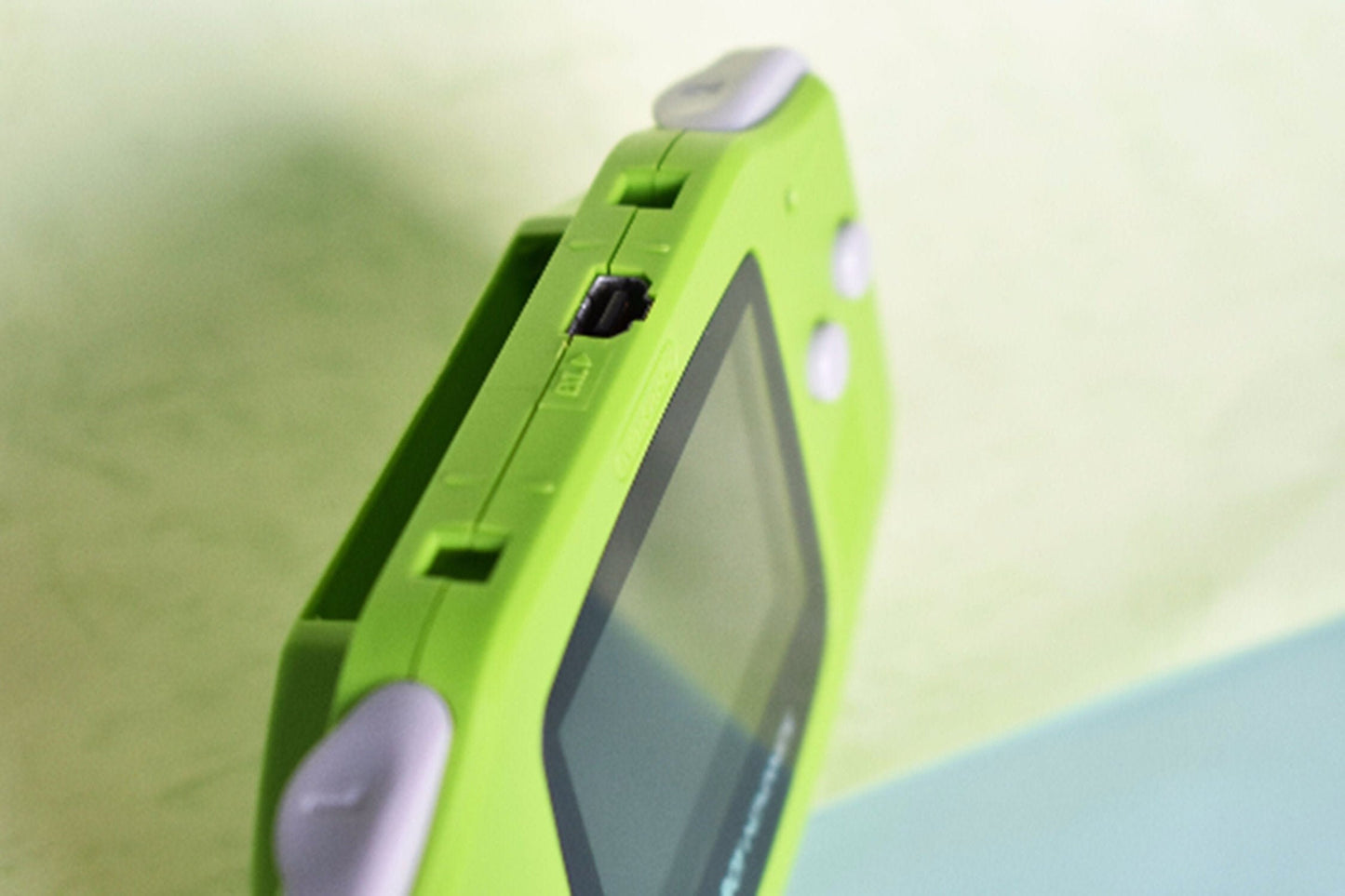 Extra Mods And IPS Backlit LCD GBA Mod Nintendo GameBoy Advance Kiwi Green